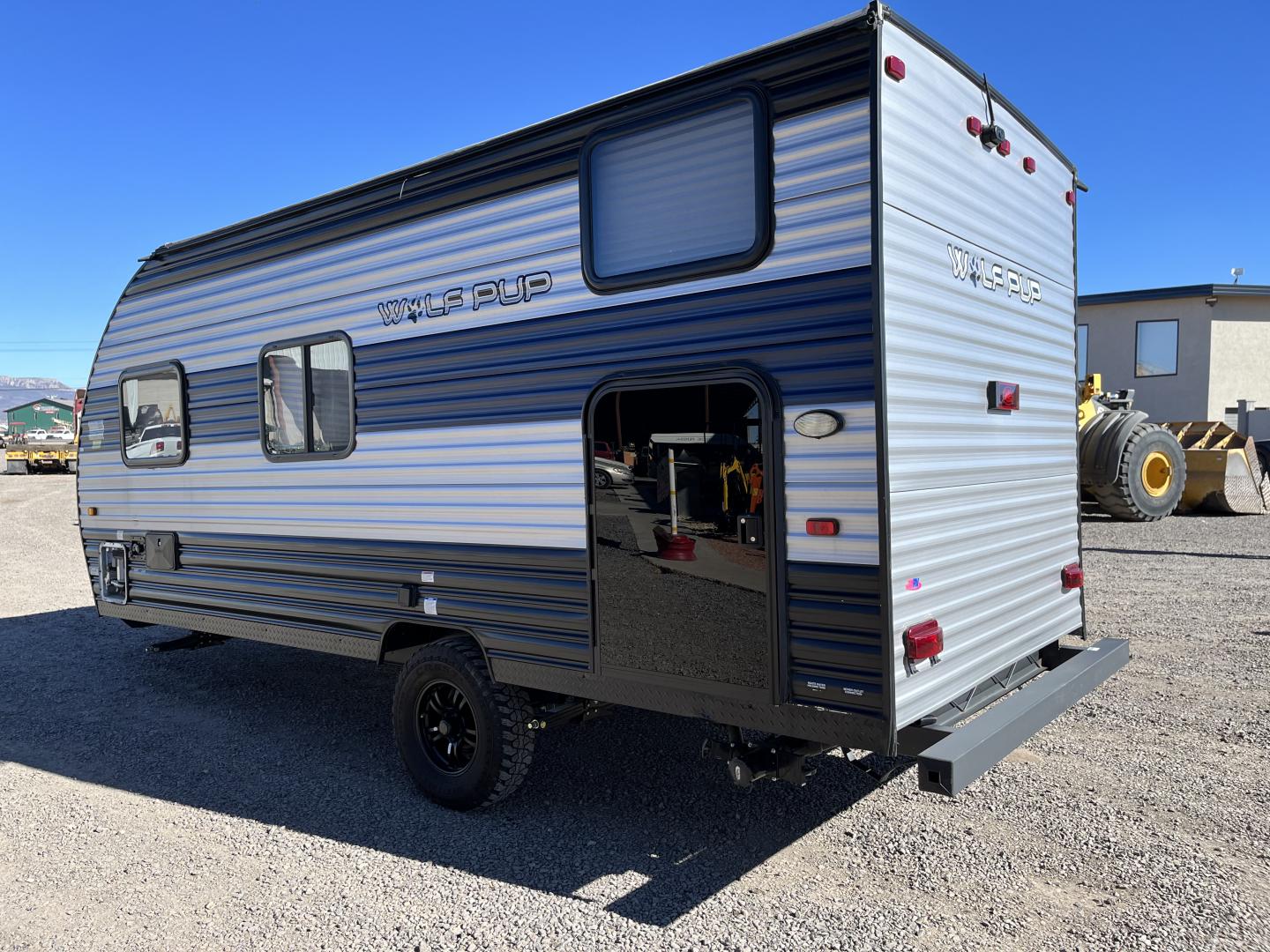 ./imagenes/INVOICE/2019/17446/CASA RODANTE FOREST RIVER WOLF PUP (9).JPG